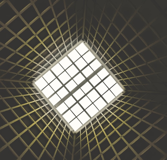 Trouver sa propre lumière au bout du tunnel - Accompagnement vers Soi